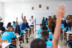 Menekraf Dorong SRMP sebagai Model Pendidikan Kreatif untuk Pemerataan Nasional