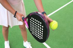 Cara Servis Padel