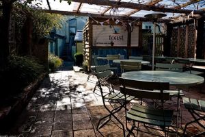 Mengintip Pesona Cisitu Garden, Coffee Garden Estetik di Dago Bandung