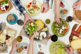 Rasakan Sensasi Makan Bersama Orang Tak Dikenal dengan Aplikasi TastePlease
