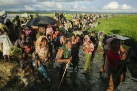 U.N., Myanmar Menandatangani Perjanjian untuk Mengembalikan Pengungsi Rohingya