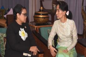 Tiba di Myanmar, Menlu Melakukan Beberapa Pertemuan Untuk Mengatasi Krisis Kemanusiaan Disana