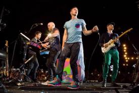 Grup Band Coldplay Merilis All I Can Think About You
