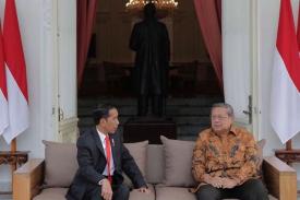 Kenapa SBY Bocorkan Pertemuan Empat Matanya dengan Jokowi?