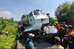 Kronologi Kecelakaan Mematikan Antara Kereta Api Dengan Minibus Rombongan Pondok Pesantren Sidogiri Di Pasuruan