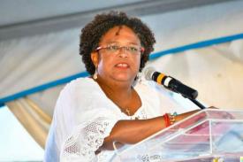 Mia Mottley Menjadi Perdana Menteri Wanita Pertama di Barbados