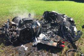 Mobil Ferrari Hancur dalam Kecelakaan, Satu Jam Setelah Dibeli