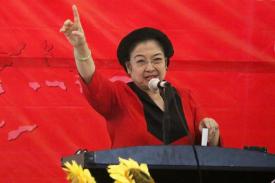 Anggota DPRD NTT ini Tak Terima Dipecat Oleh Partai dan Ancam Laporkan Termasuk Megawati