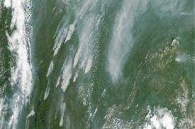 Gambar NASA Menangkap Kebakaran Siberia Terbesar dalam 10.000 Tahun