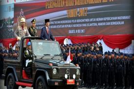 Jokowi Minta Polri Harus Lebih Profesional dalam Bekerja