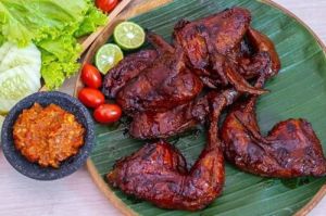Resep Ayam Bakar Kecap Lengkap dengan Sambal Goreng: Enak dan Nikmat, Kuliner Indonesia
