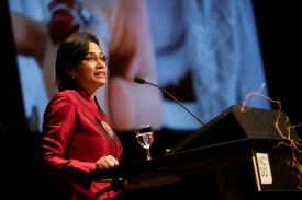 Beri Kuliah Pengantar di UI, Menteri Sri Mulyani Sindir Kartu Kuning ke Jokowi