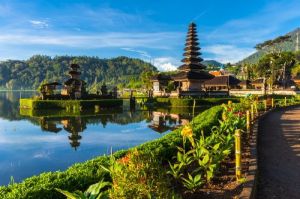 Bali untuk Liburan Wisatawan