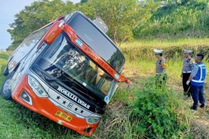 Bus Rosalia Indah Kecelakaan di Tol Batang, 7 Orang Tewas