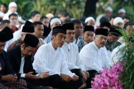 Khutbah di Istana Negara, Khotib Minta Masyarakat dan Pemerintah Jadikan Al Qur'an Sebagai Pedoman Hidup