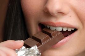 Cokelat Memang Bermanfaat, Tapi Kelompok Orang Ini Sebaiknya Tidak Mengkonsumsi