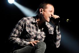 Kabar Duka Bagi Dunia Musik Rock, Vokalis Linkin Park Meninggal Bunuh Diri