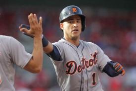 Jose Iglesias Mengumpulkan Tiga Hits saat Detroit Tigers berada di Puncak Cleveland Indians