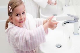 Eksperimen Ini Dapat Mengajarkan Anak Untuk Membiasakan Mencuci Tangan Sebelum Makan
