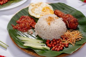 Nasi Uduk: Resep dan Cara Membuatnya