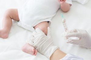 6 Bahaya Bayi yang Tidak Melakukan Imunisasi: Jaga Kesehatan Bayi dengan Memperkuat Kekebalan Tubuhnya