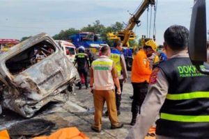 Tragedi Kecelakaan di Tol Cikampek KM 58, 12 Orang Tewas