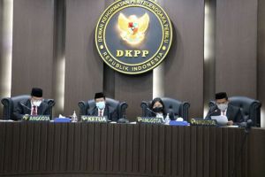 DKPP Jatuhkan Sanksi ke Bawaslu Lantaran Tak Gubris Laporan Warga