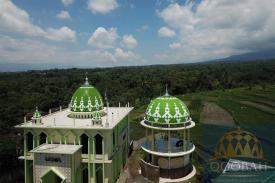 Masjid Terlihat Lebih Megah dan Indah dengan Kubah Enamel 