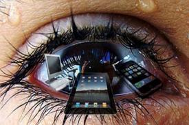 Tips agar Mata Anda Tetap Sehat Akibat Efek Smartphone dan Komputer