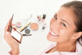 Trik Makeup Tahan Lama Pada Wajah Berminyak