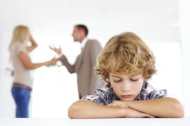 Jika Anda Terpaska Cerai, Lakukan Hal Berikut Untuk Menolong Anak Anda