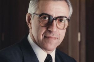 Frank Popoff, Pemimpin Dow Chemical yang Lebih Ramah Lingkungan, Meninggal di Usia 88 Tahun