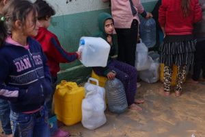 Kementerian Kesehatan Palestina Ungkap Warga Gaza Meminum Air yang Tidak Aman