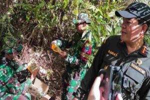 Patroli Gabungan Temukan 100 Kg Beras dan 75 Liter Minyak Goreng Selundupan di Perbatasan RI-Malaysia