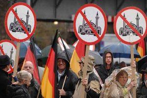 Kenaikan Dramatis Kejahatan Terhadap Muslim di Jerman Lebih dari Berlipat Ganda pada Tahun 2023