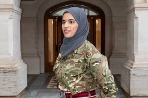 Sosok Iqra Shahzadi, Tentara Berhijab Pertama Di Inggris Berjuang Gapai Cita-cita