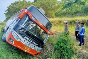 Kecelakaan Tragis Bus Po Rosalia Indah Di Tol Batang Semarang