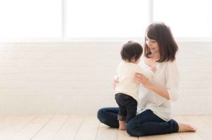Ibu Menyusui Perlu Tahu, 4 Cara Menyapih Bayi dengan Lembut dan Nyaman, Jaga Kesehatan Bayi