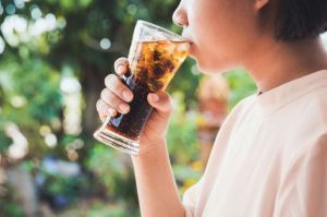 Jangan Nekat Minum Soda Saat Hamil, Ini Sederet Efek Buruknya yang Tidak Main-Main, Jaga Kesehatan Janin