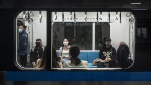 Penumpang KRL, LRT, MRT dan Transjakarta Boleh Buka Puasa di Perjalanan