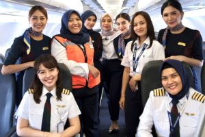Hari Kartini Pelita Air Persembahkan Penerbangan Khusus Kartini Flight dan Karbon Netral Industri Aviasi