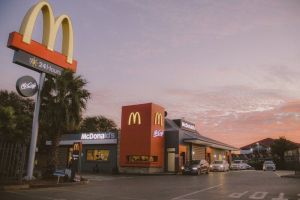 McDonald's dan Merek Besar Lainnya Mewaspadai Dampak Inflasi Terhadap Konsumen Berpendapatan Rendah
