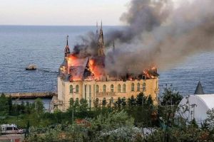 Hantam Kastil "Harry Potter" dengan Rudal di Odesa