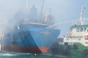 Kapal Cargo Terbakar di Perairan Bintan: Kejadian Mengejutkan yang Memerlukan Respons Cepat