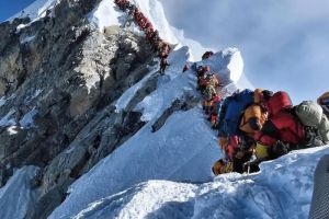 China Membuka Kembali Akses Gunung Everest Bagi Turis Asing Setelah Pandemi COVID-19