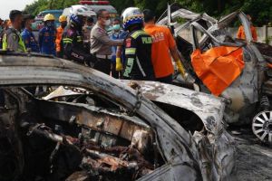 Santunan Korban Kecelakaan Tol Jakarta-Cikampek: Meninggal Rp 50 Juta, Luka Rp 20 Juta