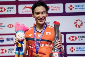 Kento Momota Resmi Mundur dari Turnamen Internasional