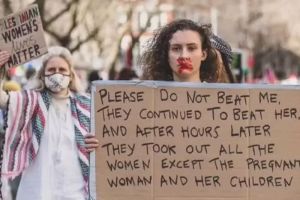 Aksi Solidaritas Ratusan Ribu Wanita di Inggris untuk Mengakhiri Genosida di Gaza